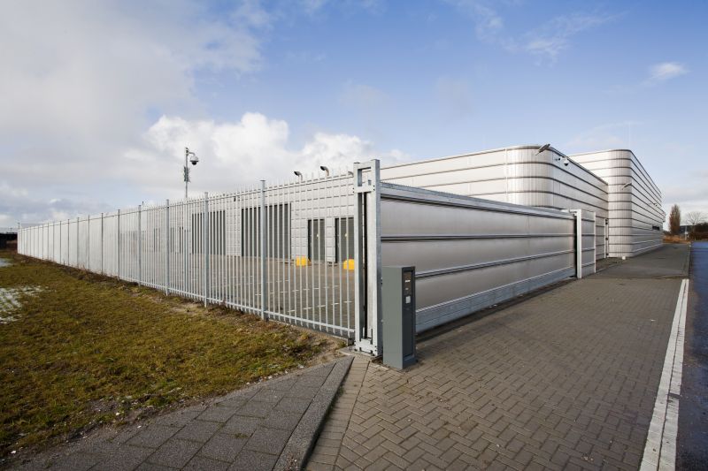 Commercial Fence Painting in Pinellas County, FL